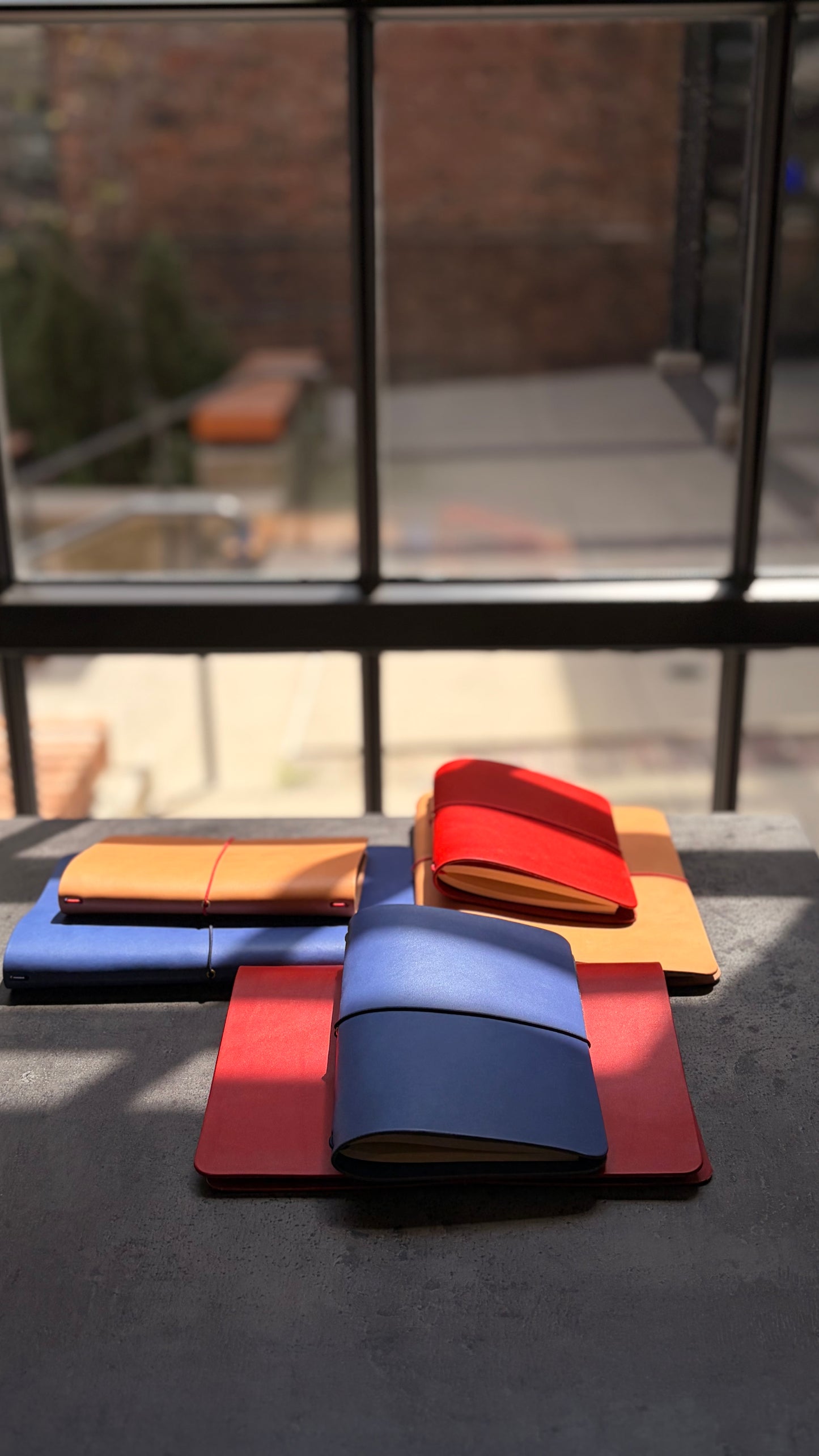 Bifold | Studio