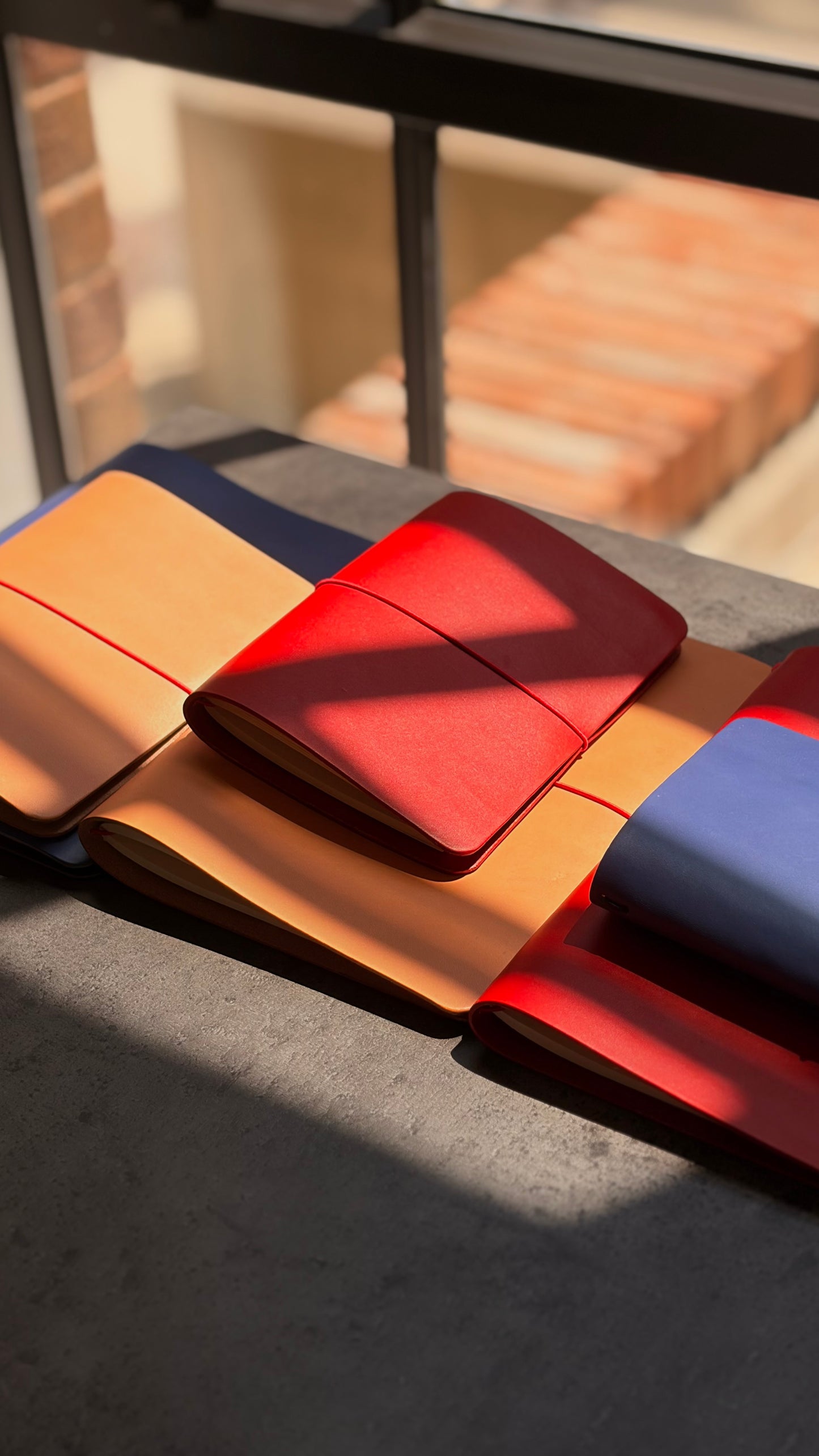 Bifold | Studio