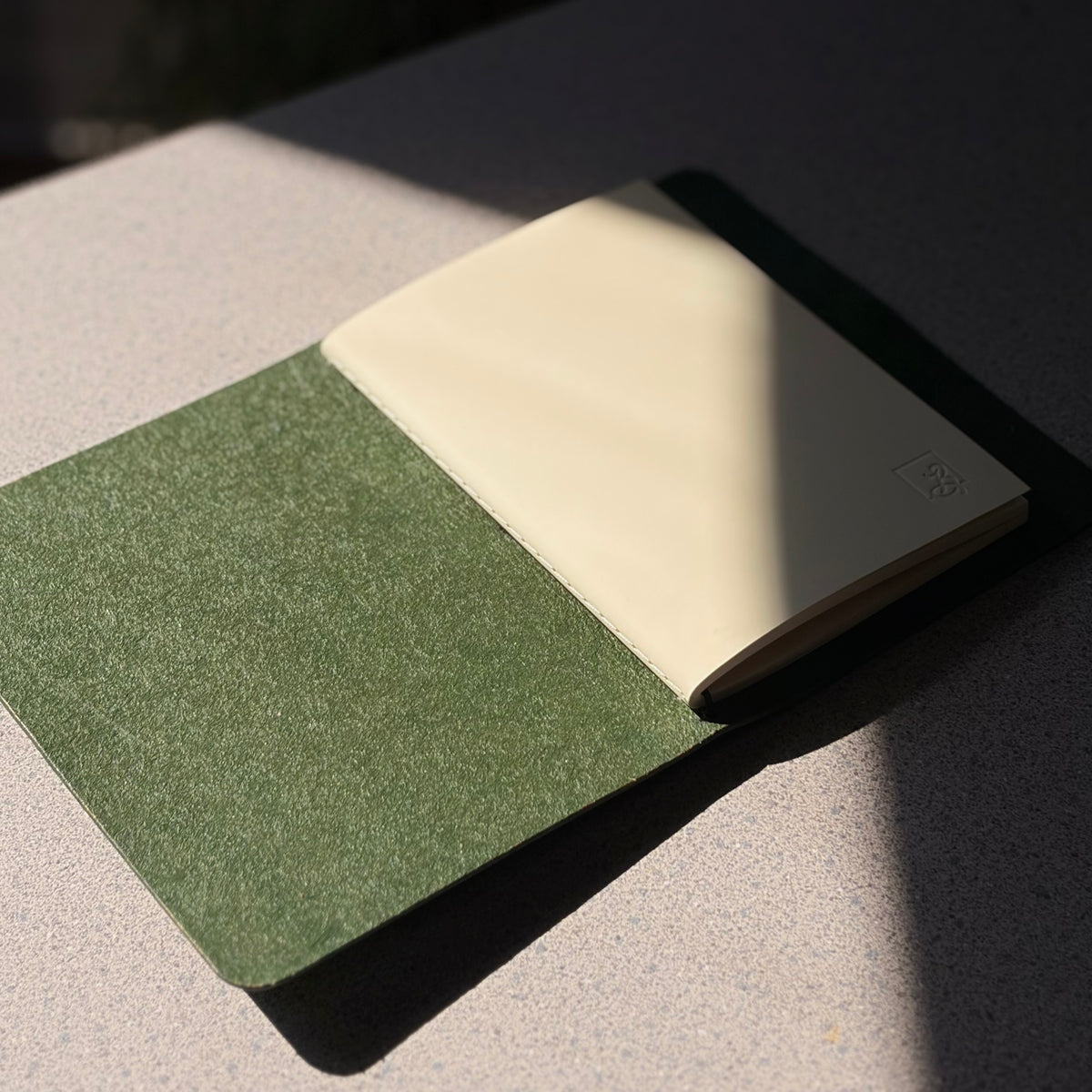Bifold | Studio